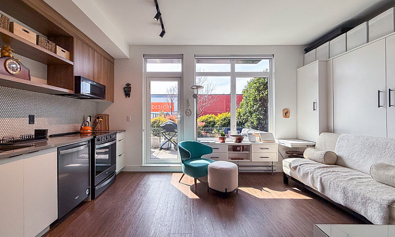 Condo For Sale  - Do...