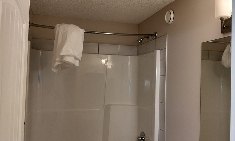 3 Bedrooms Main  Plu...
