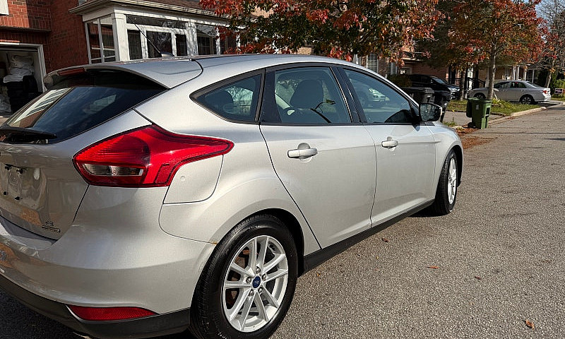 2016 Ford Focus Se...
