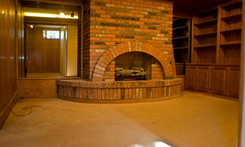 2 Bdrm Suite - 4 Blo...