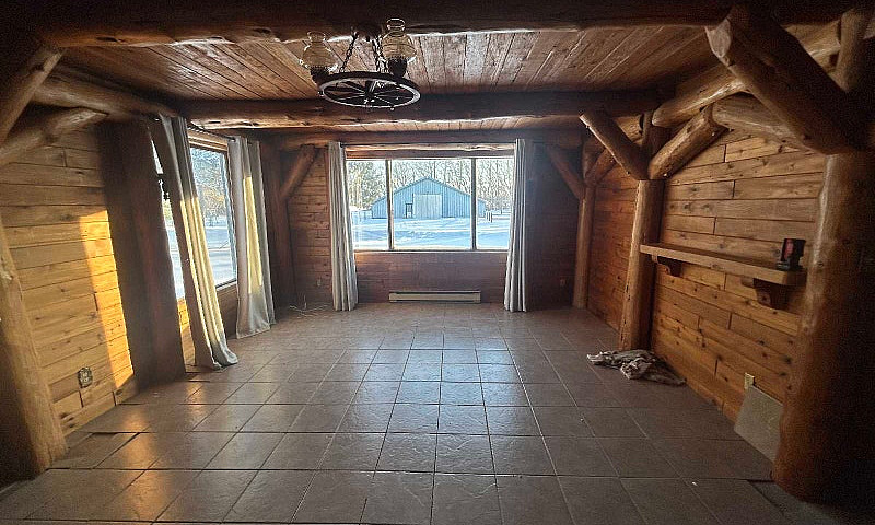 Timberframe Log Cabi...