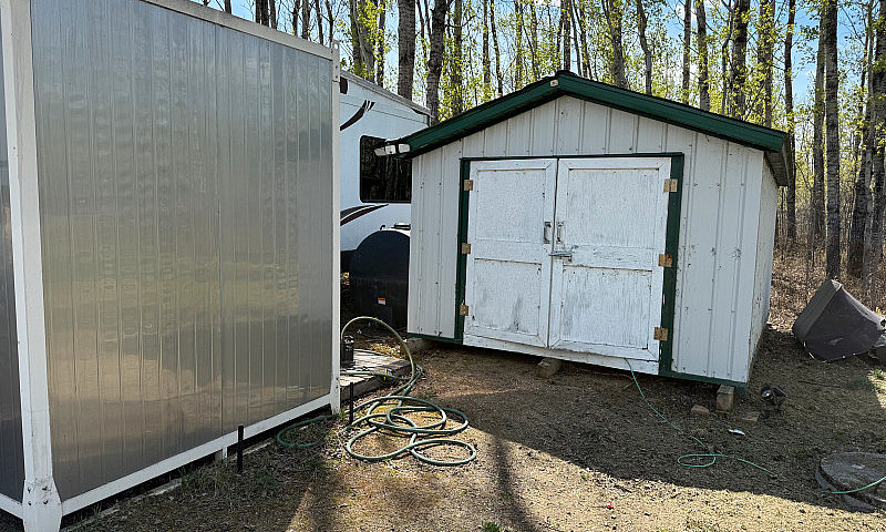 Acreage At Lac Des I...