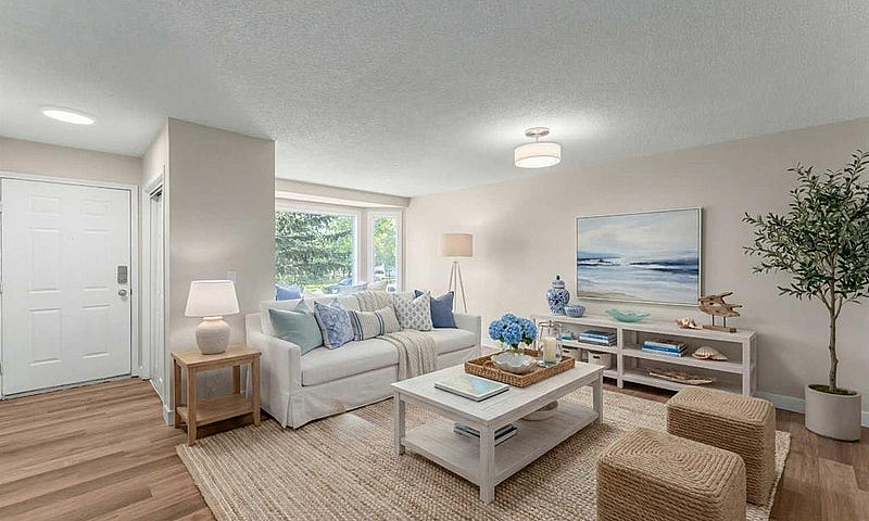 Detached Home With L...