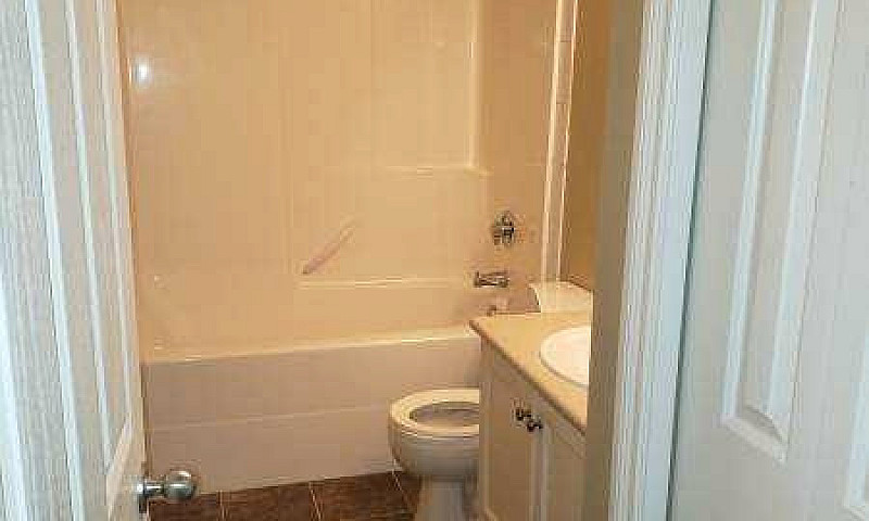 Bright One Bedroom B...