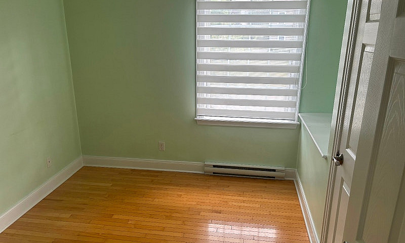 Top Half Of House Fo...
