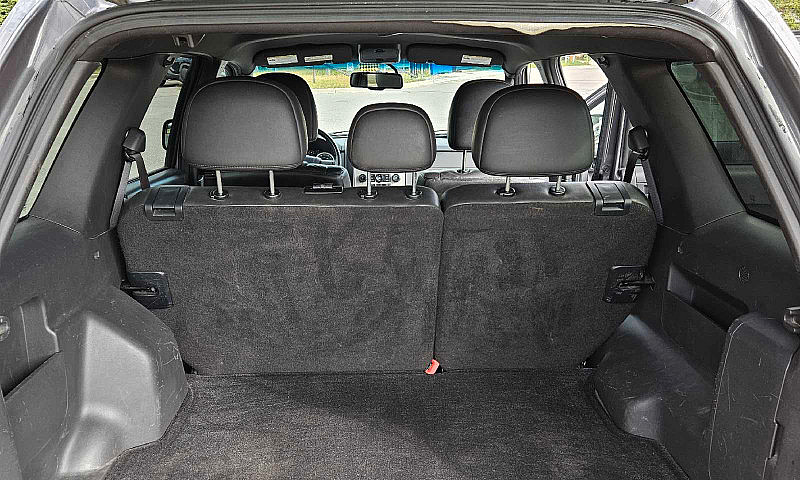 2011 Ford Escape Xlt...