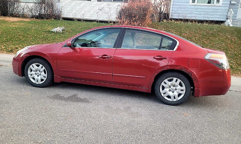 2009 Nissan Altima 2...