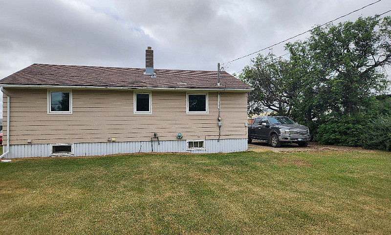 2 Bedroom + Den / 2 ...