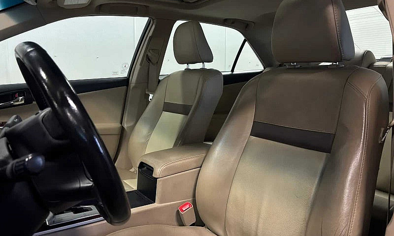 2012 Toyota Camry ...