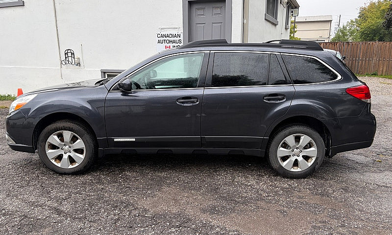 2012 Subaru Outback ...