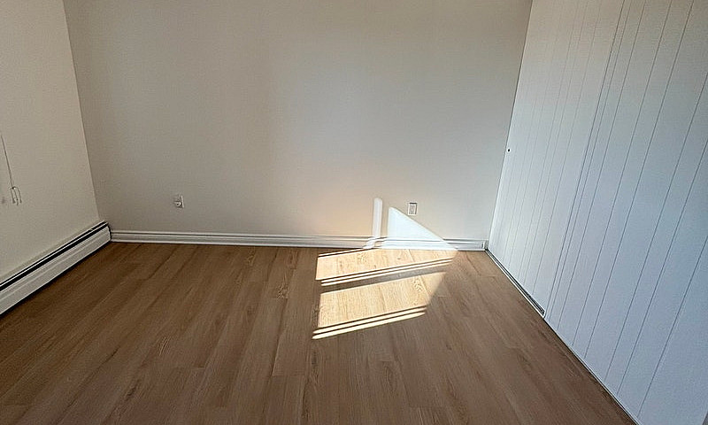1-Bedroom Condo For ...