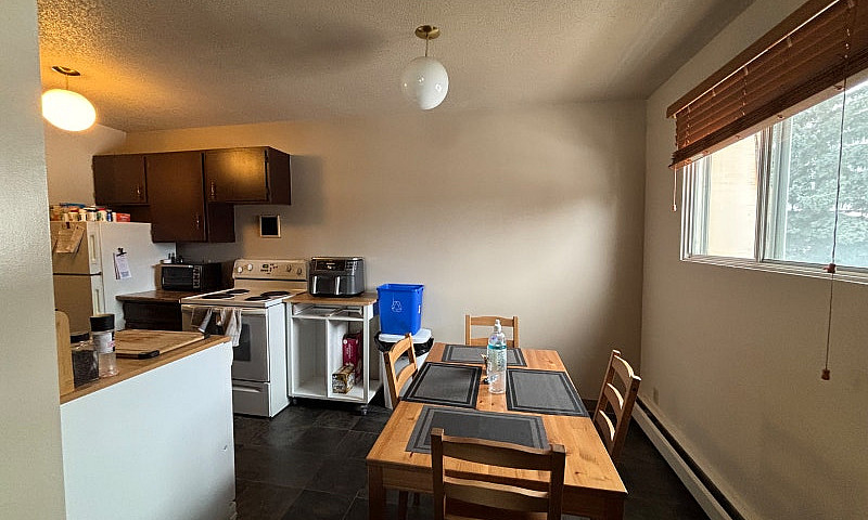 2 Bedroom Apartment ...