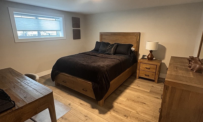 Fully Furnished 2 Be...