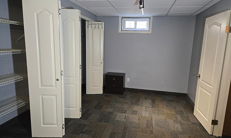 2 Bedroom Basement +...