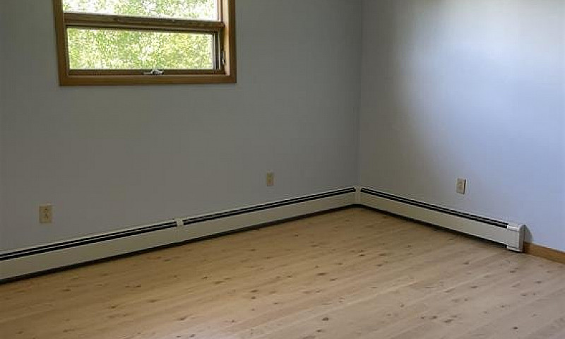 Private Home On 4.63...