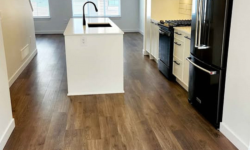 New 3-Bedroom Townho...