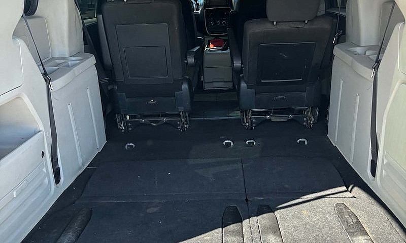 2019 Dodge Grand Car...