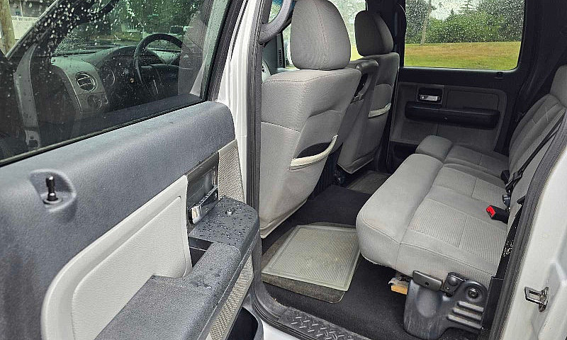 2004 Ford F-150...