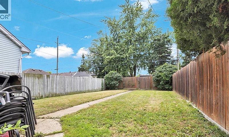 House For Sale With ...