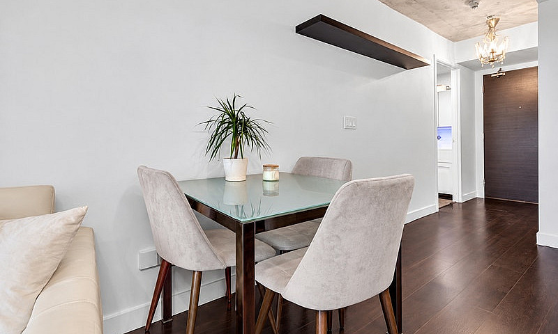 For Lease | 1 Hotel ...