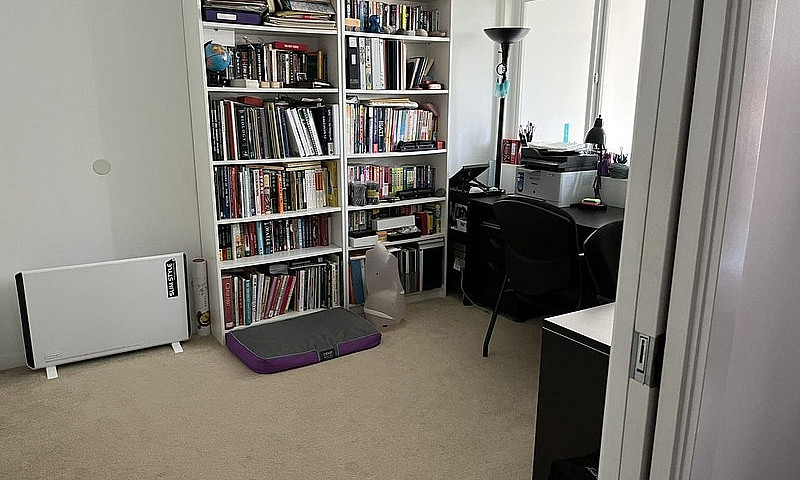 -Ubc Townhouse For R...