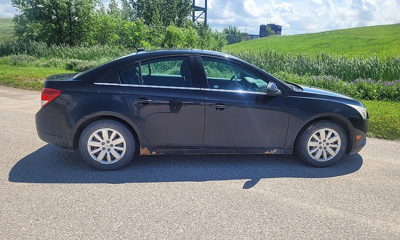 2011 Chevrolet Cruze...