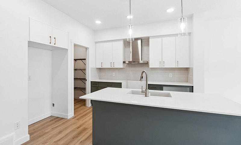32 Springbrook Wynd...