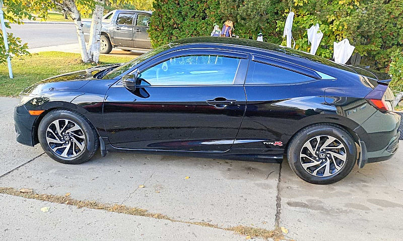 2018 Honda Civic Cou...