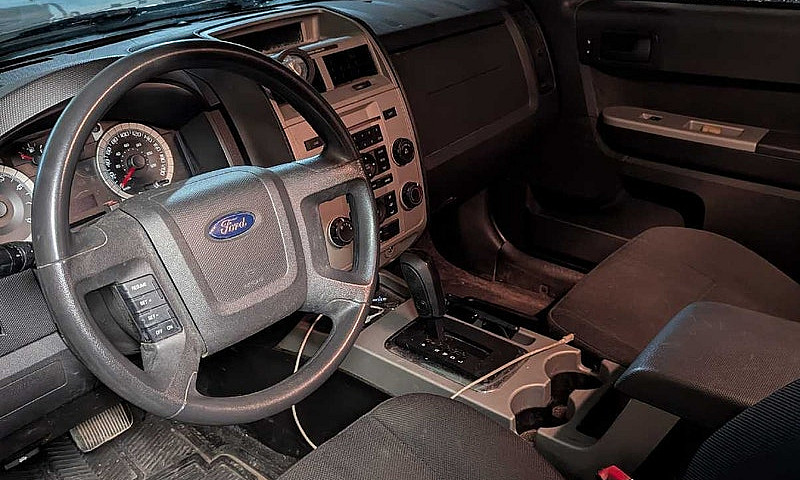 2009 Ford Escape Awd...