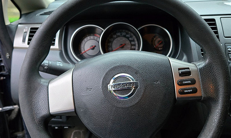 Nissan Versa 2009, M...