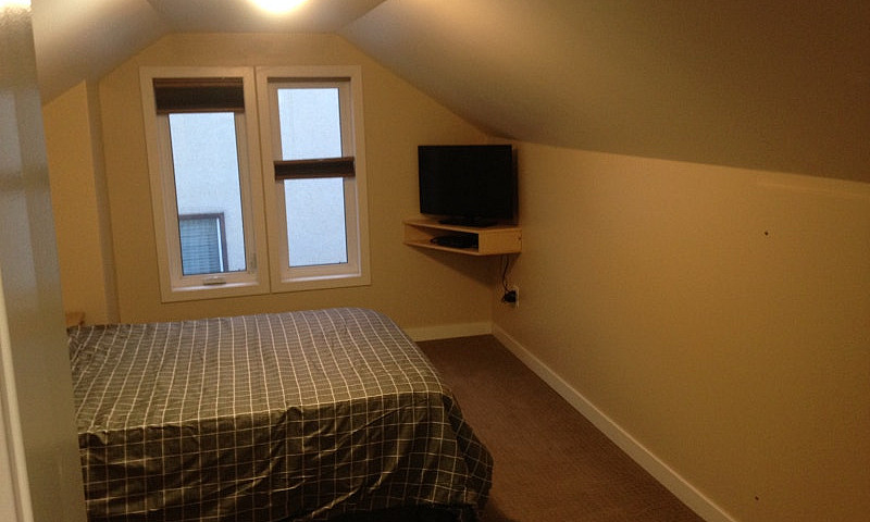 Attic Suite, Furnish...