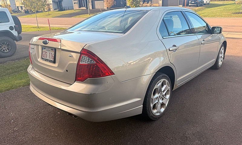 2010 Ford Fusion ...