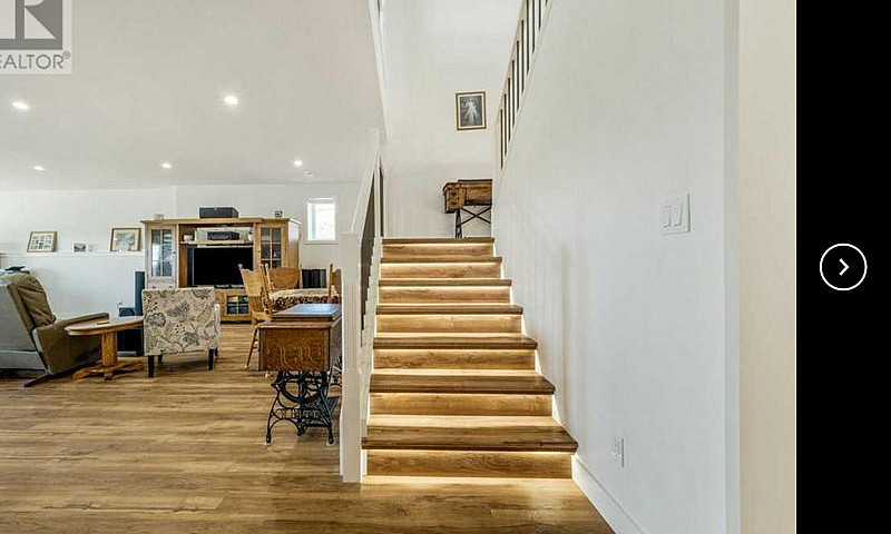 5Yr Young  4000 Sqft...