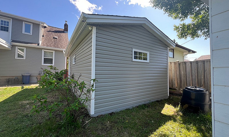 3 Bed 2 Bath House F...
