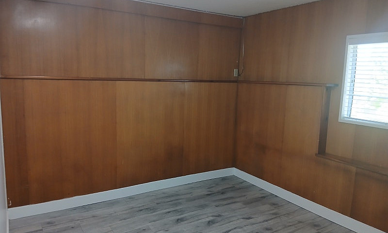 Spacious 2 Bedroom B...