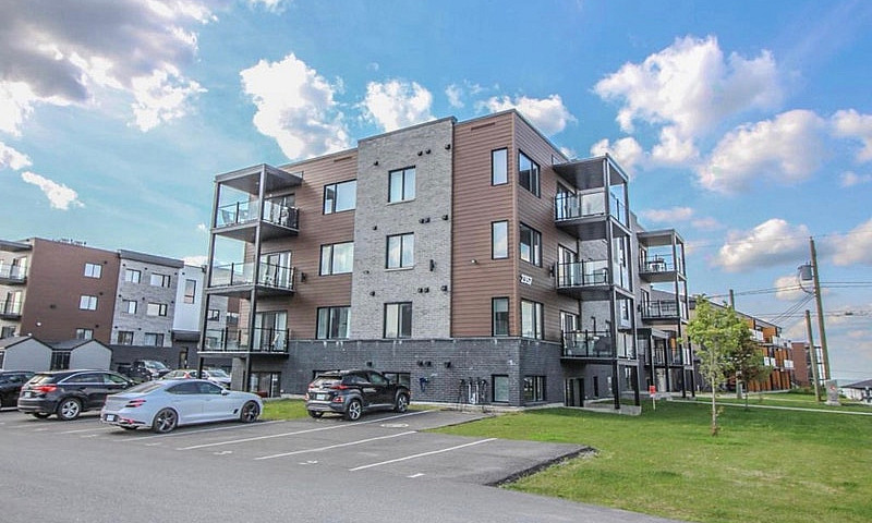 Superbe Condo Haut D...