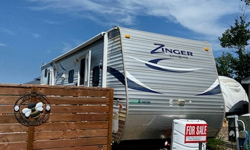  Titled Lakefront Rv...
