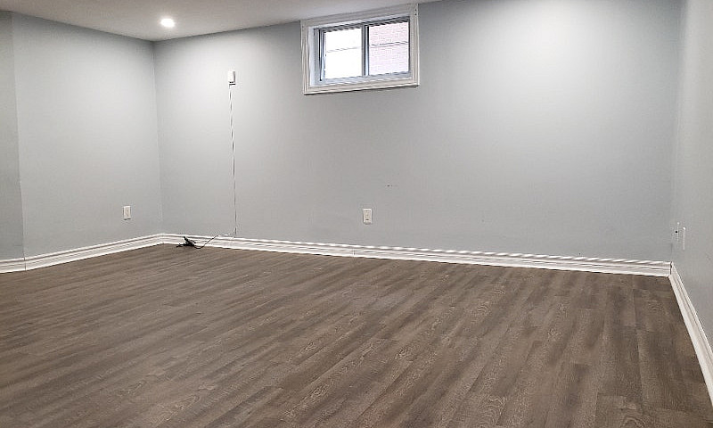 Spacious 2 Bedroom B...