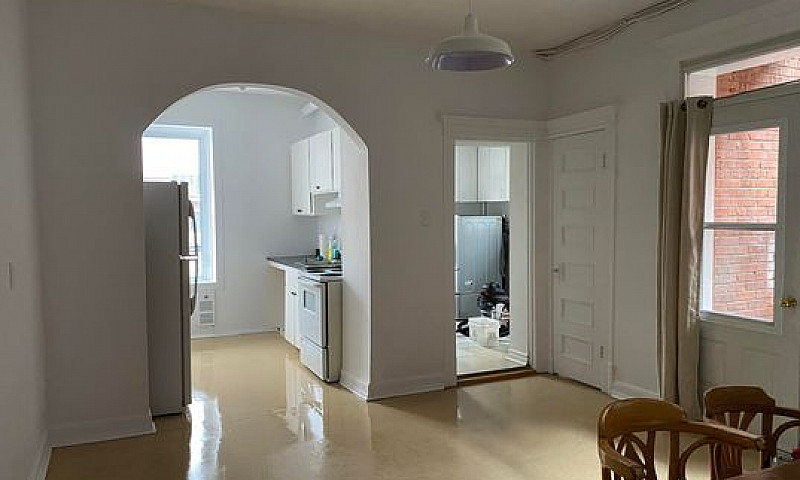 Immense Appartement ...
