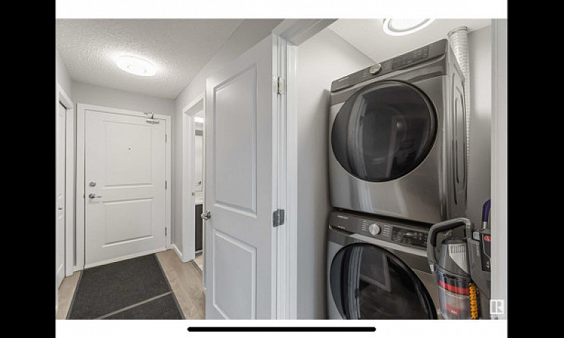 2 Bedroom 2 Bathroom...