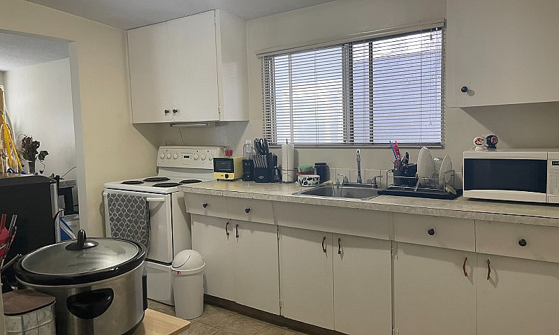 Convenient 2 Bedroom...