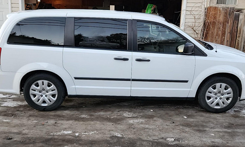 2016 Dodge Caravan...