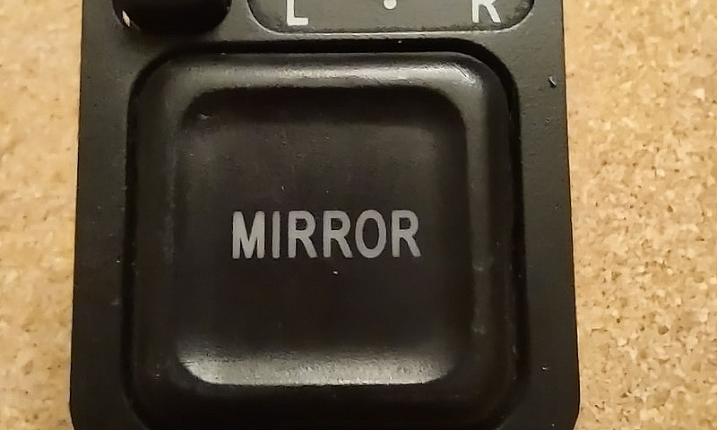 Miror & Heat Control...