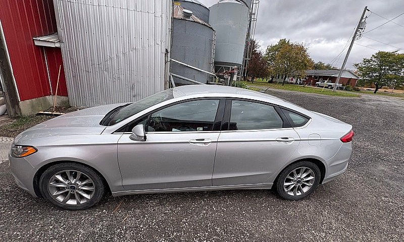 2017 Ford Fusion Se...