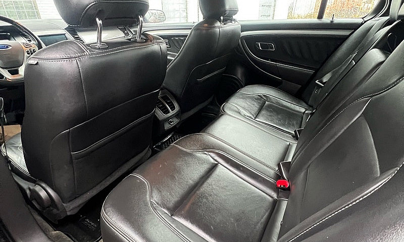 2013 Ford Taurus ...