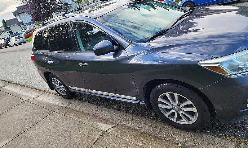2013 Nissan Pathfind...