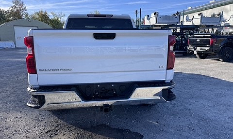 2025 Chevrolet Silve...