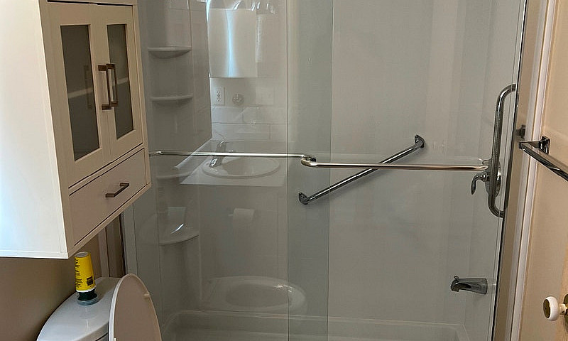 2 Bed And 1 Bath Apa...