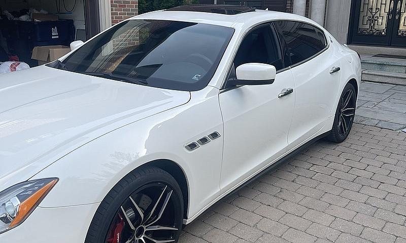Maserati Quarterport...