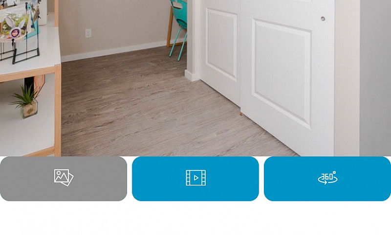2Br 2Ba + Den Apartm...